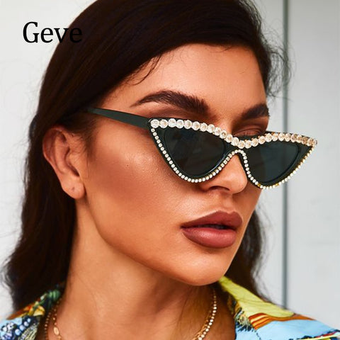 Luxury Diamond Ladies Cat Eye Sunglasses New Vintage Fashion High Quality Crystal Shades Sun Glasses Women Eyewear oculos de sol